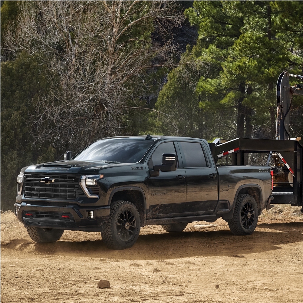 Silverado HD Trail Boss Towing Construction Equipment