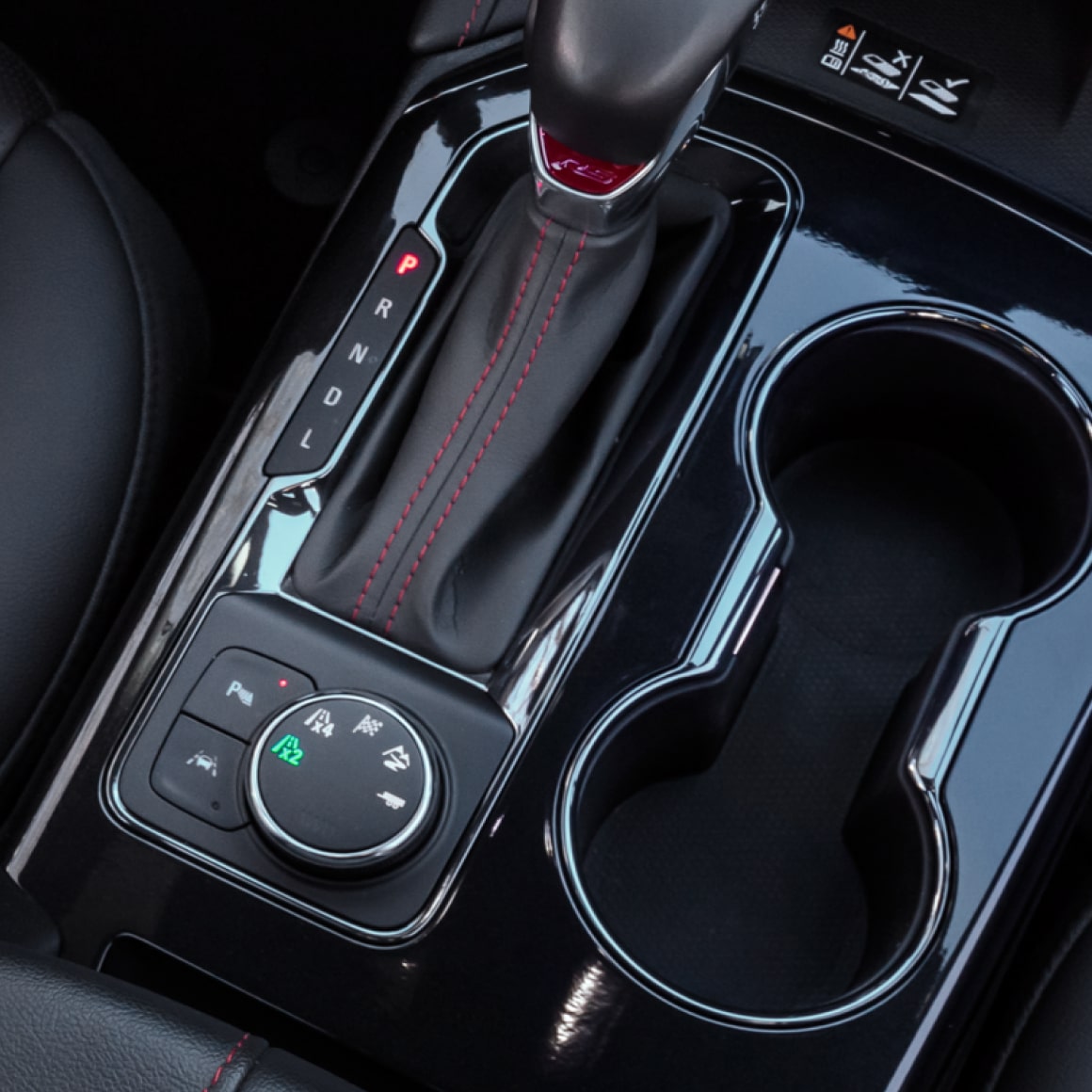 Shifter and Center Console Inside the 2025 Blazer